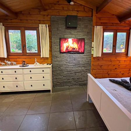 Au Chalet D'Isa Havelange Экстерьер фото