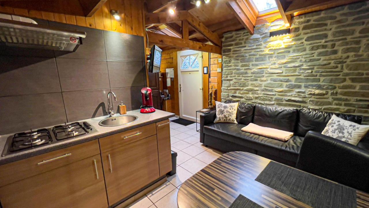 Au Chalet D'Isa Havelange Экстерьер фото